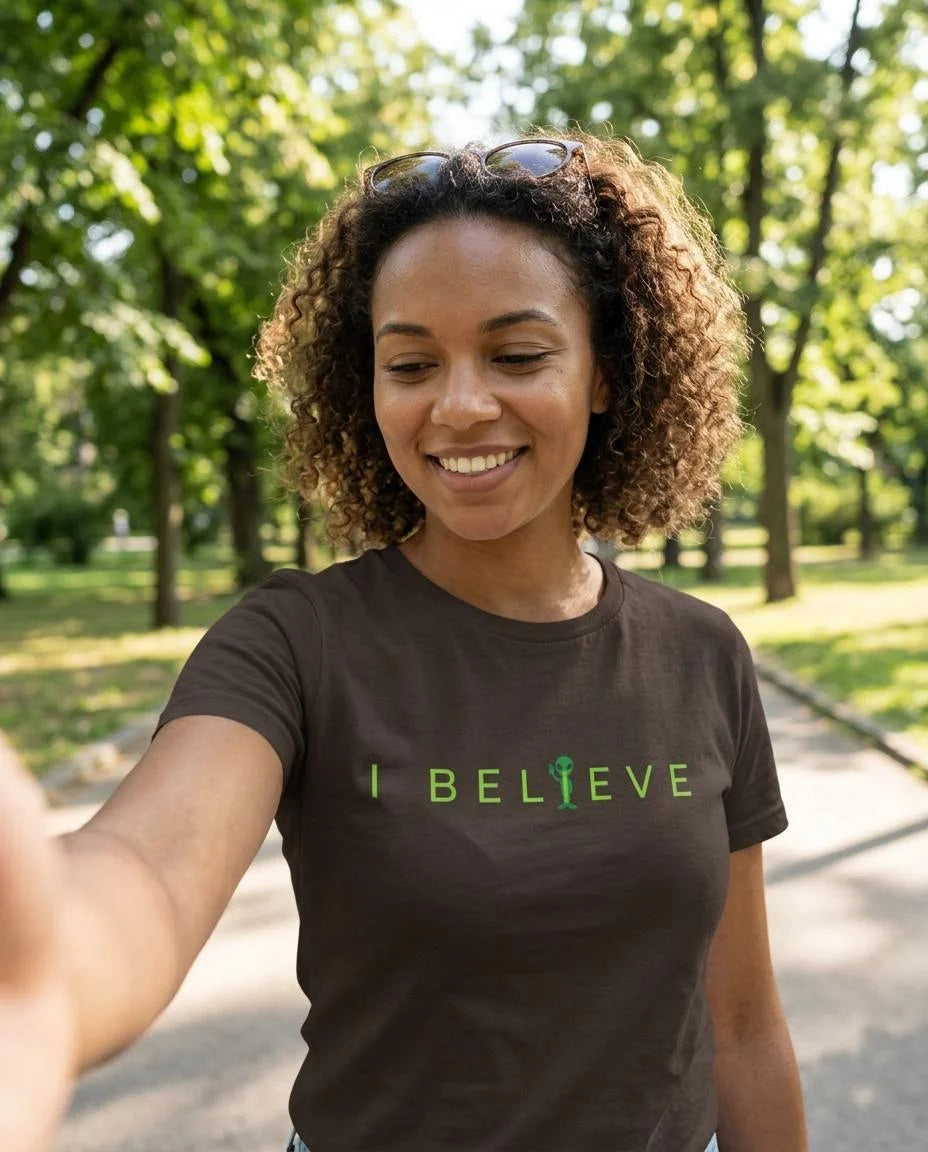 I Believe Minimalist Alien T-Shirt