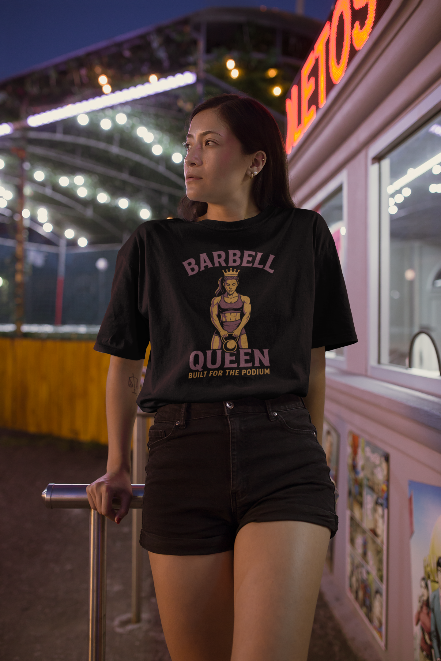 Barbell Queen Oversized Workout Shirt, Boxy Gym Tee, Fitness Gift for Her