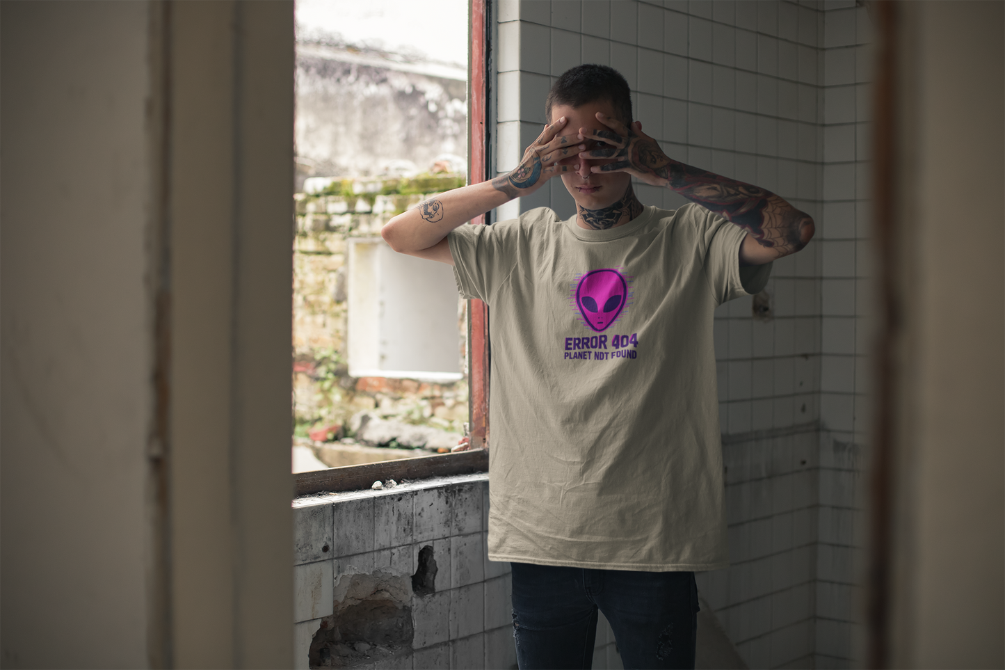 Alien Error 404 T-Shirt | Funny UFO Shirt | Retro Geek Tee | Unisex Sci-Fi Gift | Humorous Casual Apparel